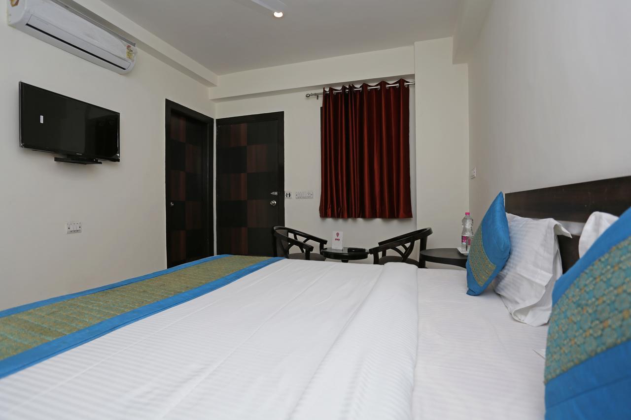ניו דלהי Airport Hotel Green Heights מראה חיצוני תמונה
