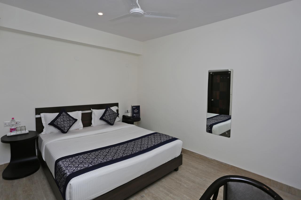ניו דלהי Airport Hotel Green Heights מראה חיצוני תמונה