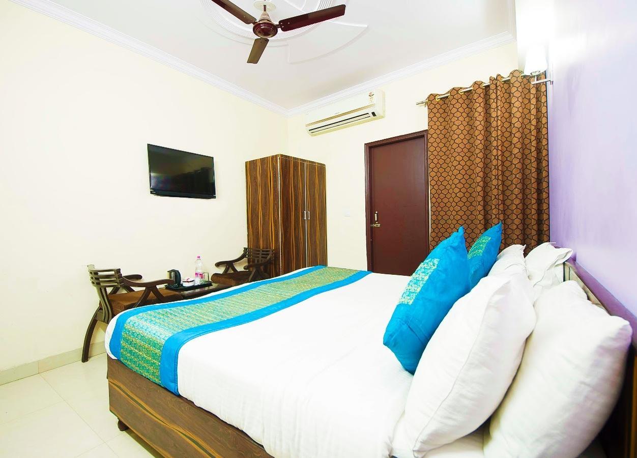ניו דלהי Airport Hotel Green Heights מראה חיצוני תמונה